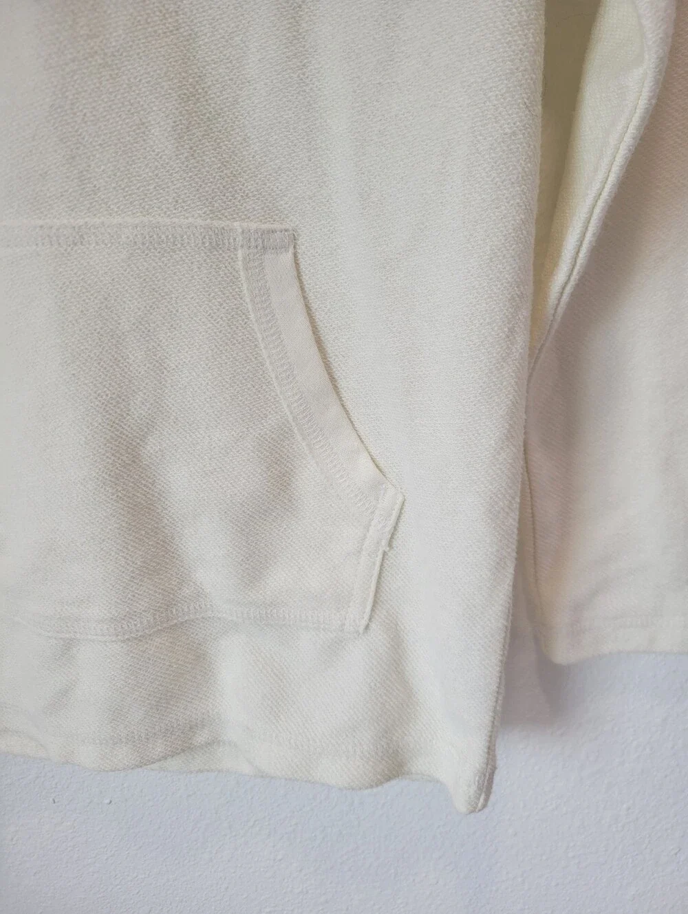 OshKosh B’gosh Boys 10 Cream Baja Hoodie‎ Henley Stripe Pocket Lightweight Cozy